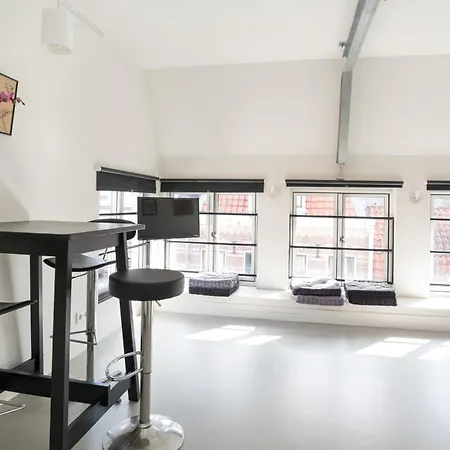 Tweede Laurierdwarsstraat * Amsterdam