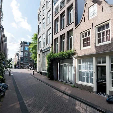 Apartment Tweede Laurierdwarsstraat Amsterdam